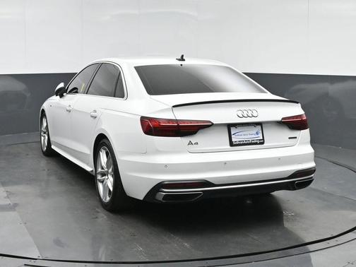 2023 Audi A4 45 S line Premium Plus