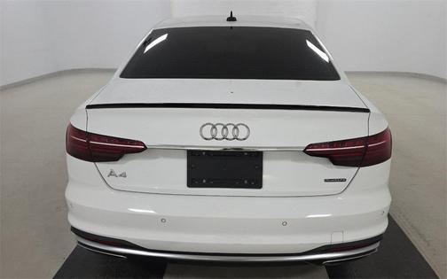 2023 Audi A4 45 S line Premium Plus