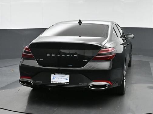 2022 Genesis G70 3.3T RWD