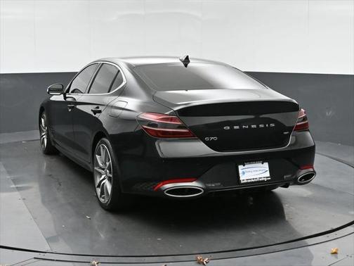 2022 Genesis G70 3.3T RWD