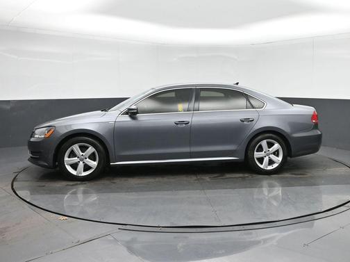 2014 Volkswagen Passat 1.8T S