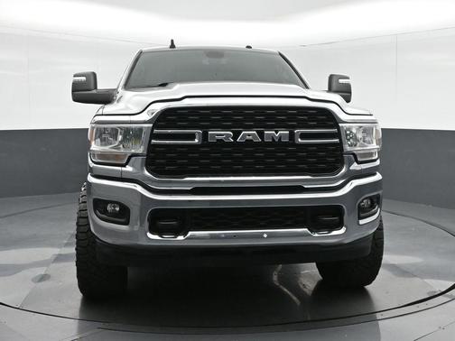 2023 RAM 2500 Big Horn Crew Cab 4x4 6'4' Box