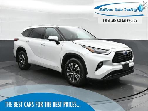 2022 Toyota Highlander Hybrid XLE
