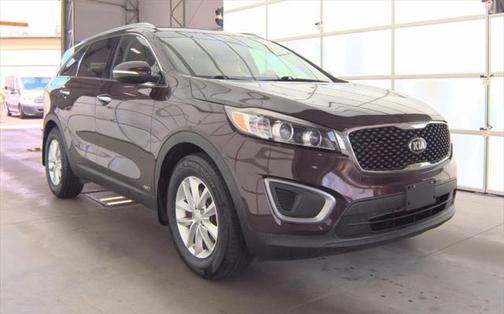 2016 Kia Sorento LX