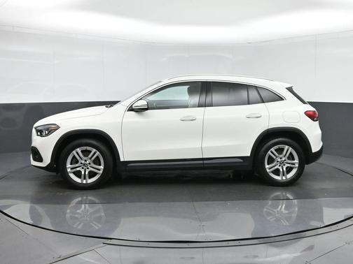 2021 Mercedes-Benz GLA 250 Base 4MATIC