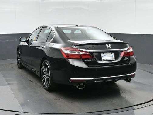 Crystal Black Pearl 2016 Honda Accord Touring