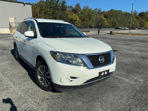 2015 Nissan Pathfinder S