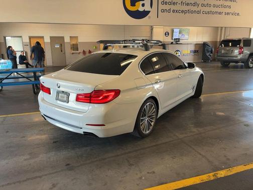 Alpine White 2018 BMW 540 xDrive