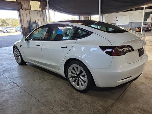2023 Tesla Model 3 Standard Range
