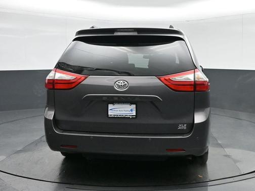 2015 Toyota Sienna XLE Premium