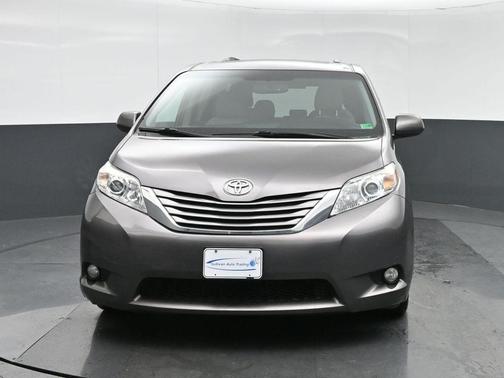 2015 Toyota Sienna XLE Premium