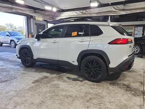 2023 Toyota Corolla Hybrid SE