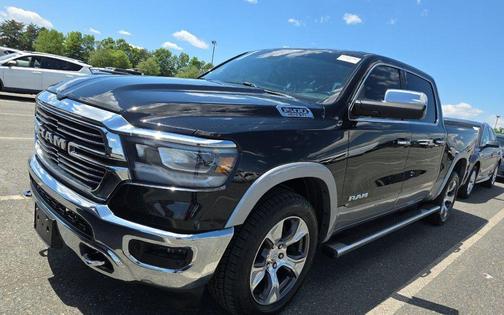 Diamond Black Crystal Pearlcoat 2020 RAM 1500 Laramie