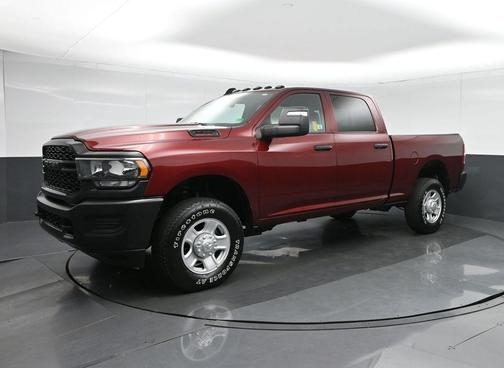 2023 RAM 2500 Tradesman Crew Cab 4x4 6'4' Box