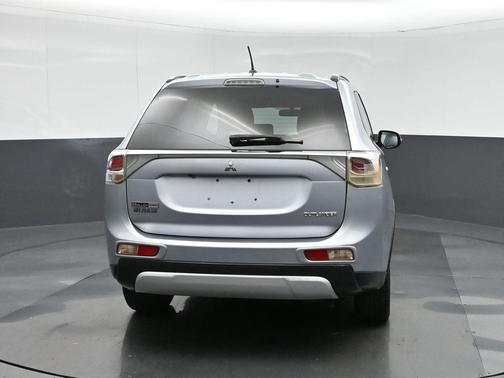 2015 Mitsubishi Outlander SE