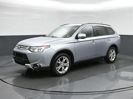 2015 Mitsubishi Outlander SE