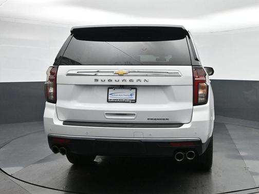 Summit White 2021 Chevrolet Suburban Premier