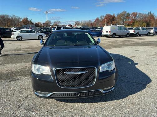 2016 Chrysler 300 S