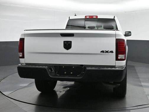 Bright White Clearcoat 2020 RAM 1500 Classic Warlock Quad Cab 4x4 6'4' Box