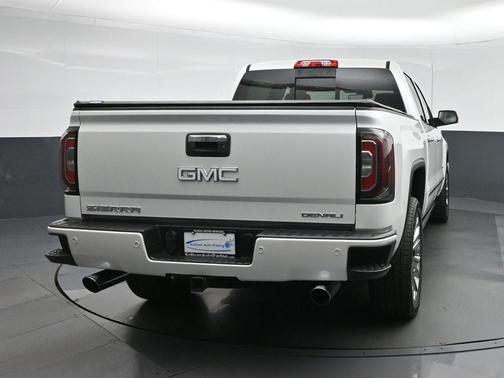 White Frost Tricoat 2018 GMC Sierra 1500 Denali