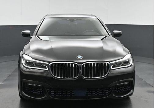 2017 BMW 750 I