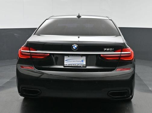 2017 BMW 750 I