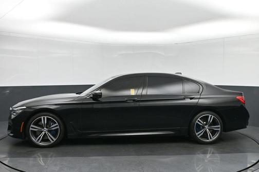 2017 BMW 750 I