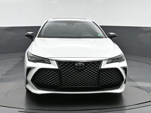 2020 Toyota Avalon XSE