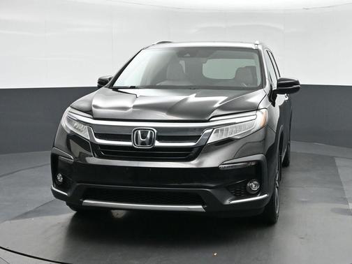 2019 Honda Pilot Touring 8-Passenger