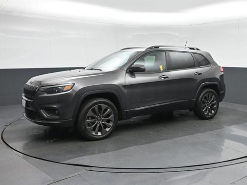 Granite Crystal Metallic Clearcoat 2021 Jeep Cherokee Latitude Lux