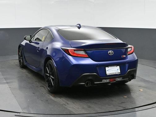 2025 Toyota GR86 Base