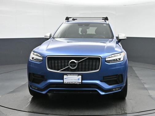 Bursting Blue Metallic 2017 Volvo XC90 T6 R-Design