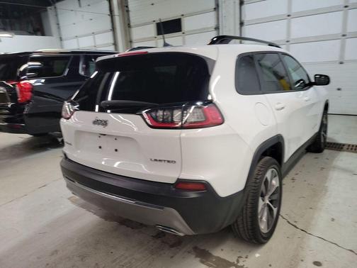 Bright White Clearcoat 2022 Jeep Cherokee Limited