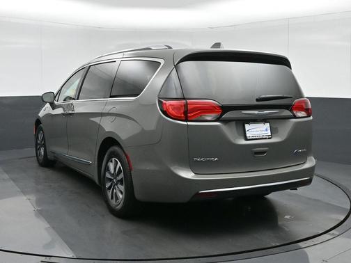 2020 Chrysler Pacifica Hybrid Limited