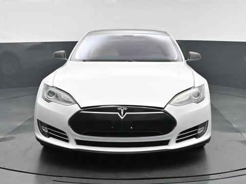 2013 Tesla Model S Performance