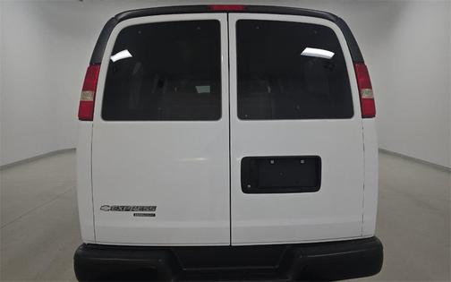 2016 Chevrolet Express 2500 LS