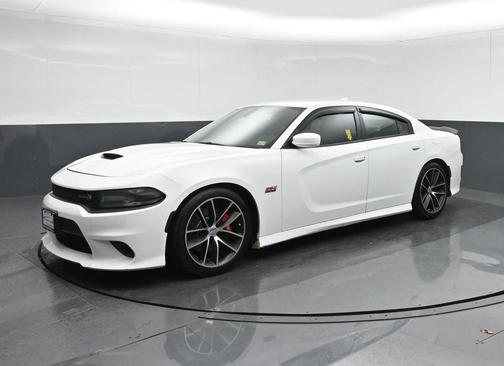 2016 Dodge Charger R/T Scat Pack