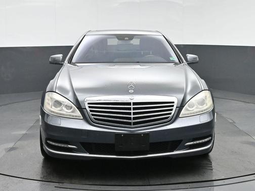 2010 Mercedes-Benz S-Class S 550