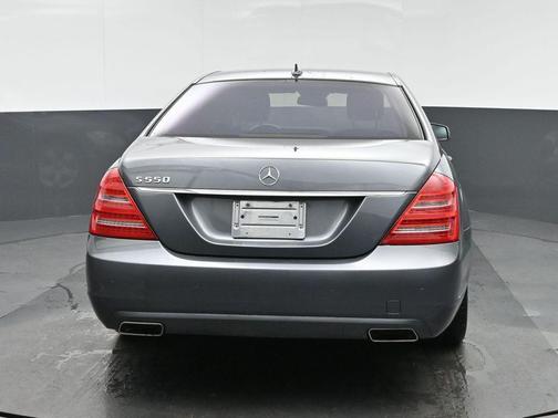 2010 Mercedes-Benz S-Class S 550