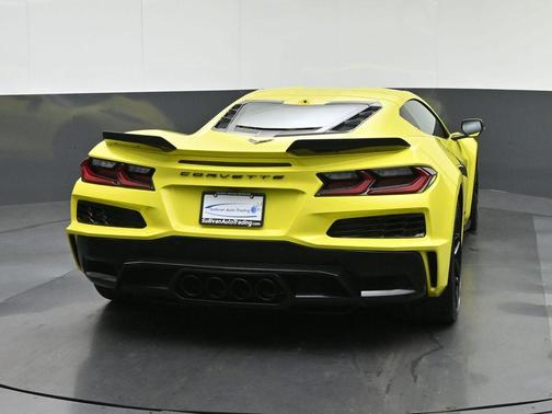 Accelerate Yellow Metallic 2023 Chevrolet Corvette Z06