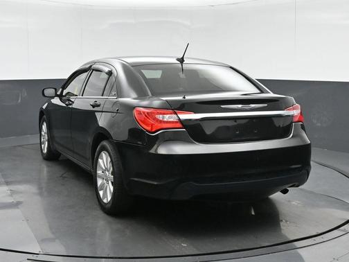 2012 Chrysler 200 Touring