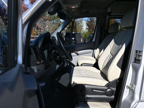 2014 Mercedes-Benz Sprinter High Roof