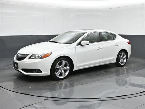 2015 Acura ILX 2.0L w/Premium Package