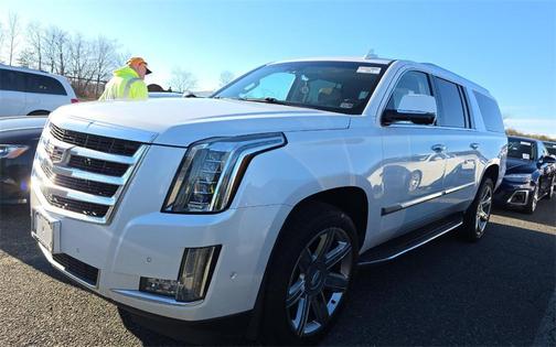 2018 Cadillac Escalade ESV Luxury