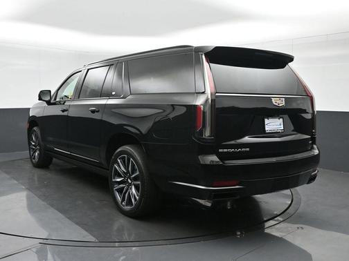 2023 Cadillac Escalade ESV Sport Platinum