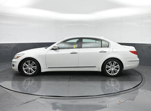 2011 Hyundai Genesis 4.6