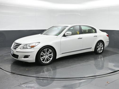 2011 Hyundai Genesis 4.6