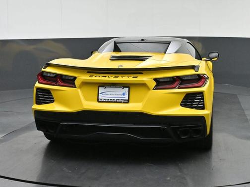 2025 Chevrolet Corvette Stingray w/2LT