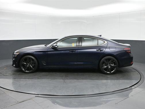 2023 Genesis G70 2.0T RWD