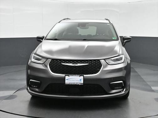 2021 Chrysler Pacifica Touring
